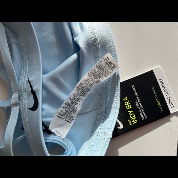 NWT Strappy Nike Sports Bra - Picture 3 of 3